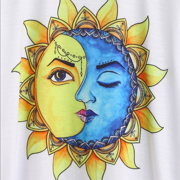 Sun Moon T-shirt 🌞🌛 - Picture 2 of 6